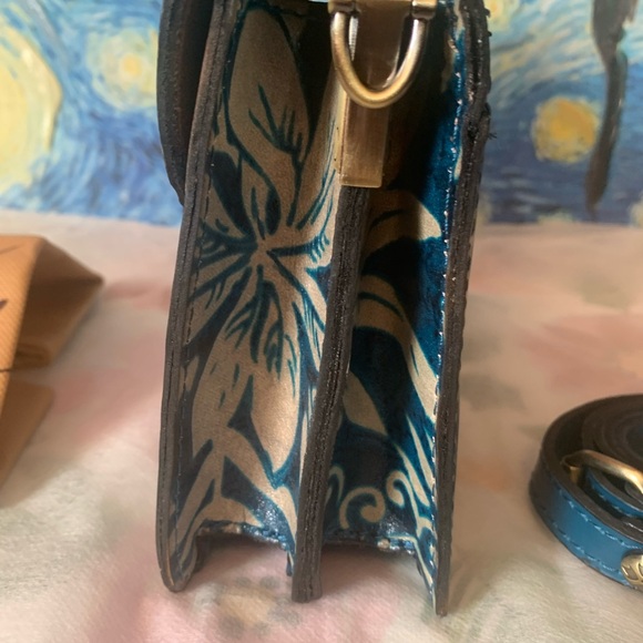 Patricia Nash Teal Blue Floral Leather Top-Handle  Crossbody  NWT - Picture 4 of 12